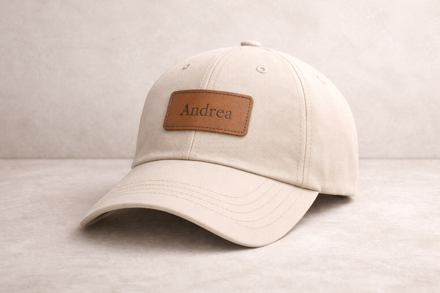 Cappellino con Patch Incisa Laser – Personalizzato